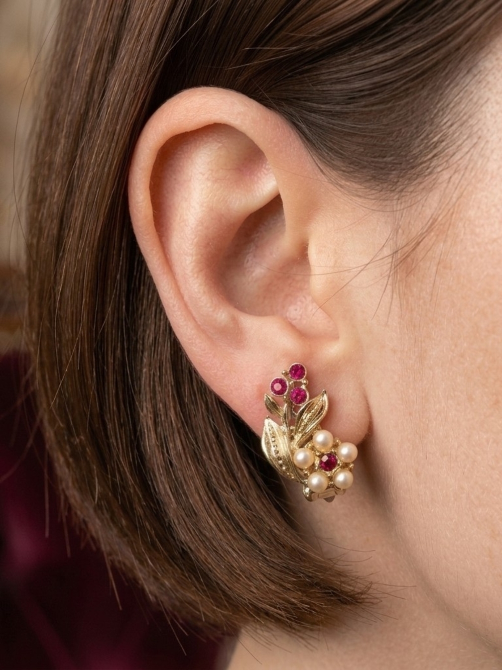 Vintage Gold Leaf Faux Pearl Ruby Rhinestone Clip On Earrings 1"